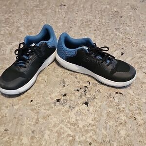 New Balance 696 Sneakers